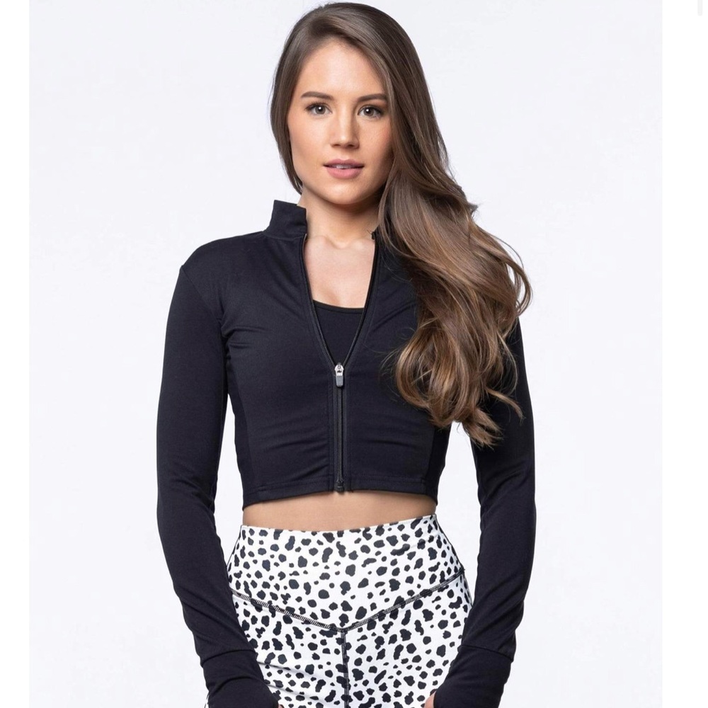 Elevate Cropped Zip - Direwolf